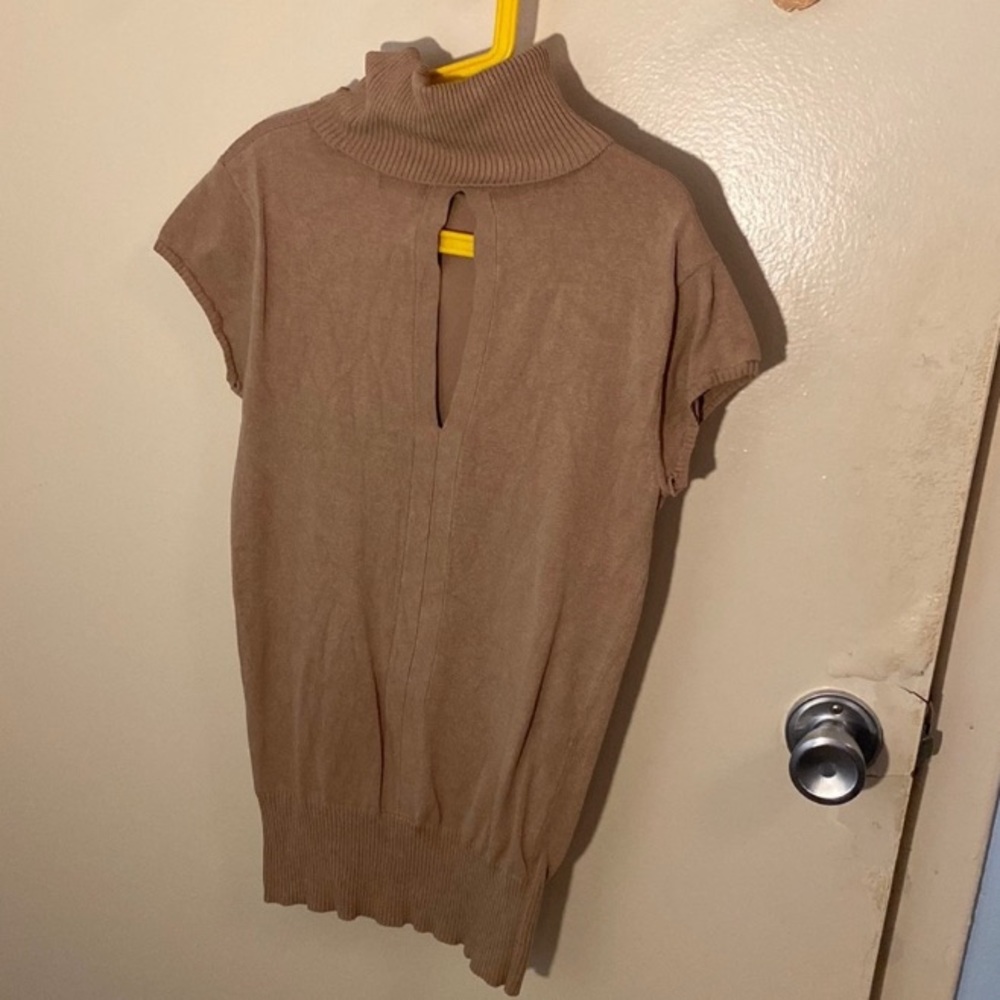 Le Chateau Women’s sexy top shirt